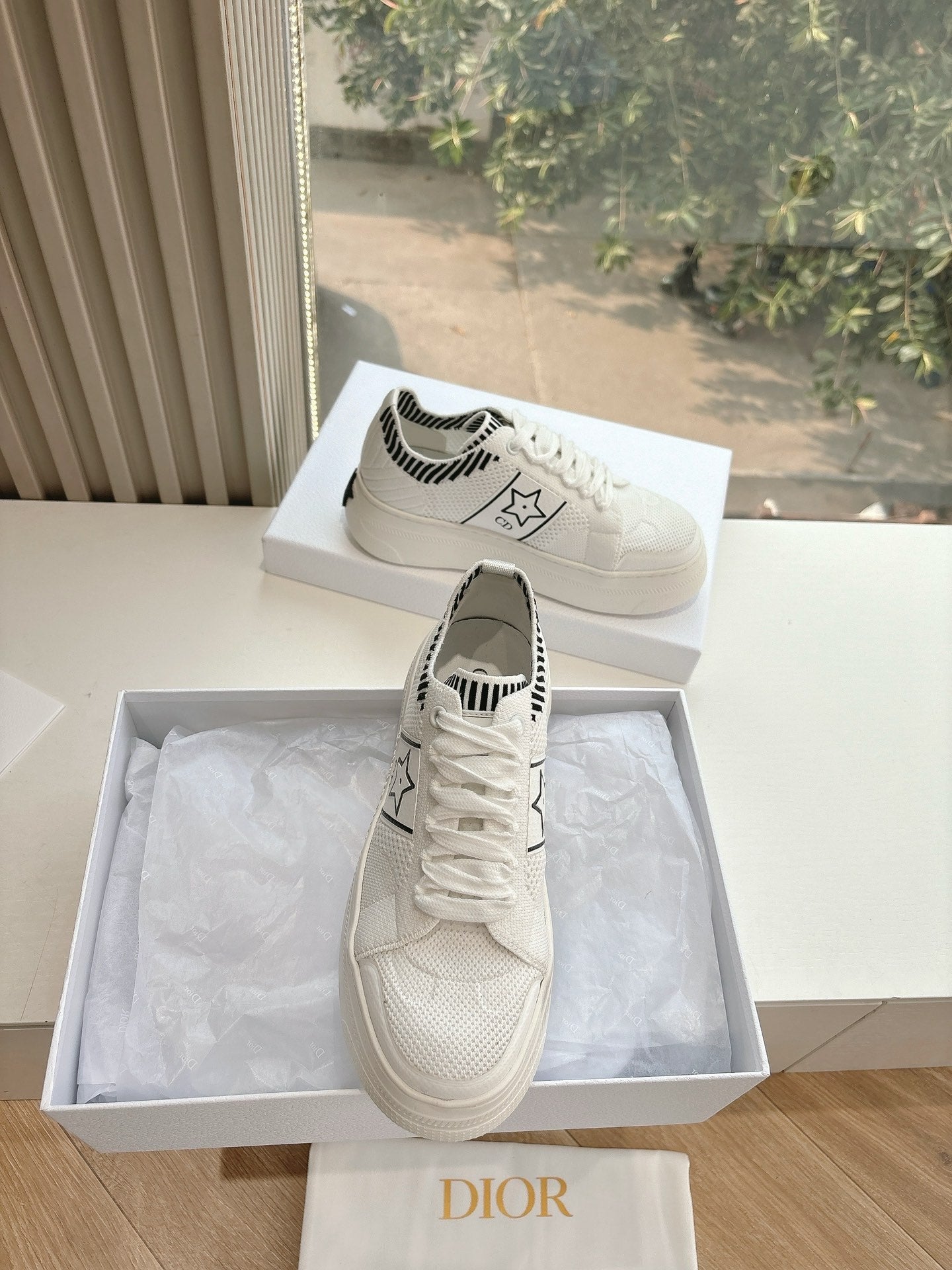 CD 26s Sneaker 45 White Canvas Cowhide 648334