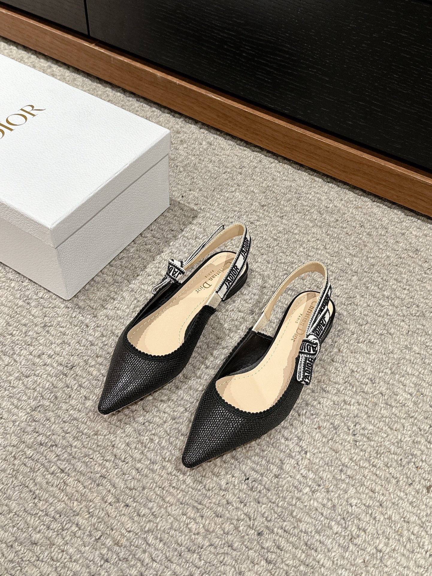 cd slingback flat black raffia lambskin