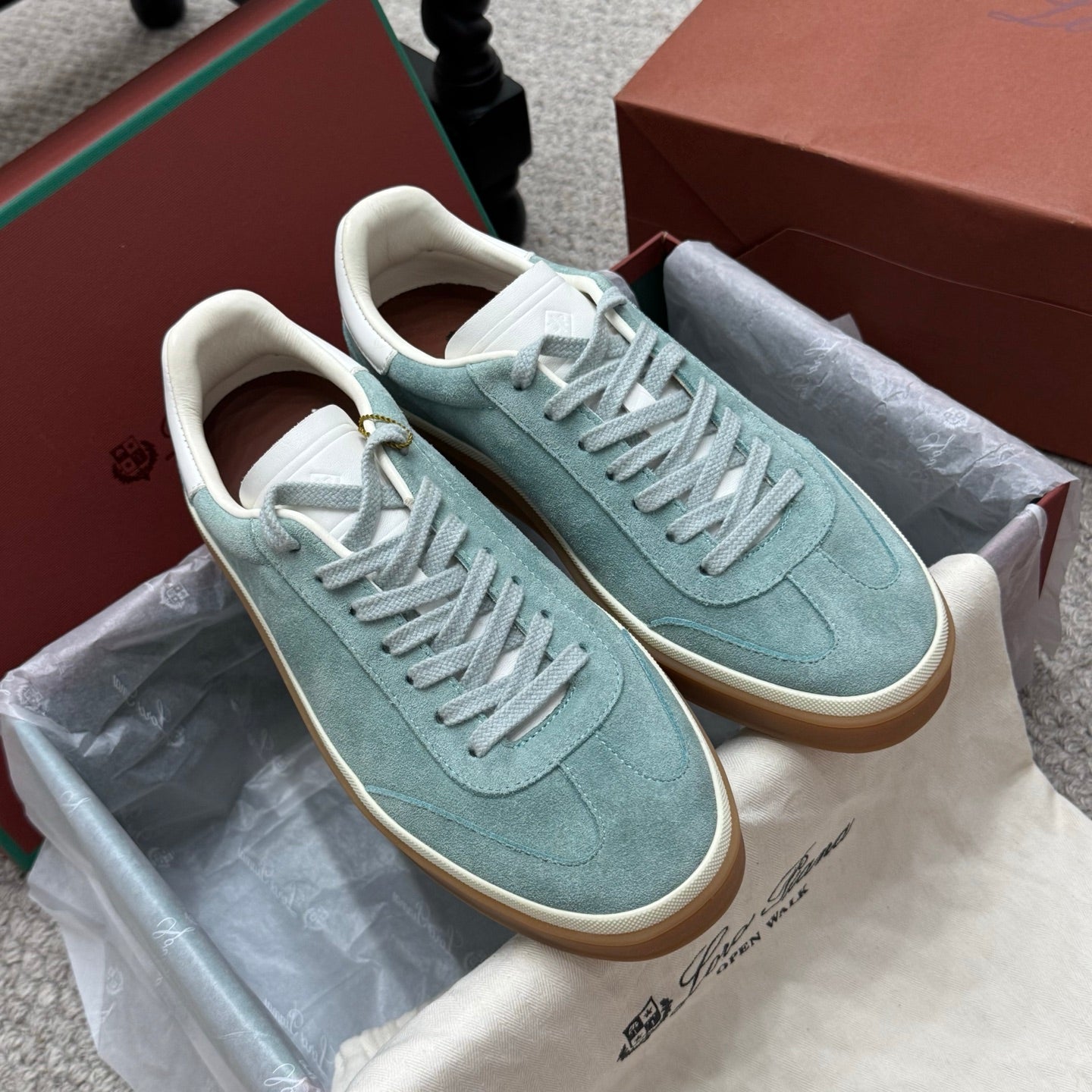 LP sneaker unisex style light aqua  sheepskin mix suede 384720
