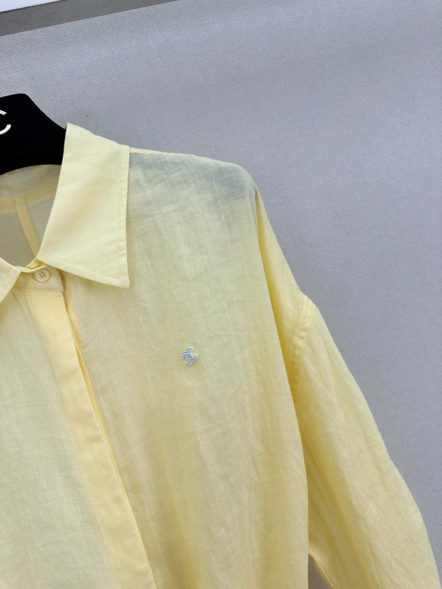 Chanel 2026 Collared Long-sleeved Shirt Yellow Cotton 358050