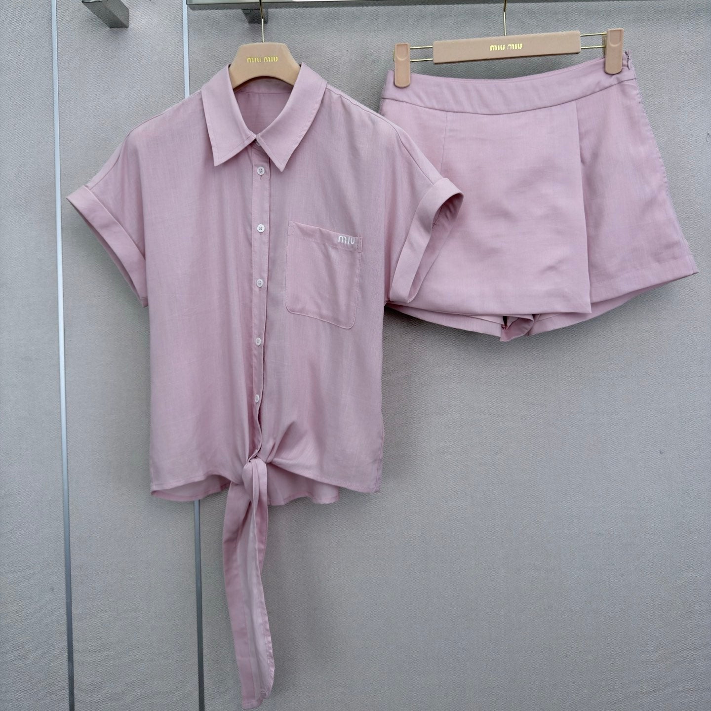 MiuMiu 2026 Short-Sleeved Shirt Tencel 636465