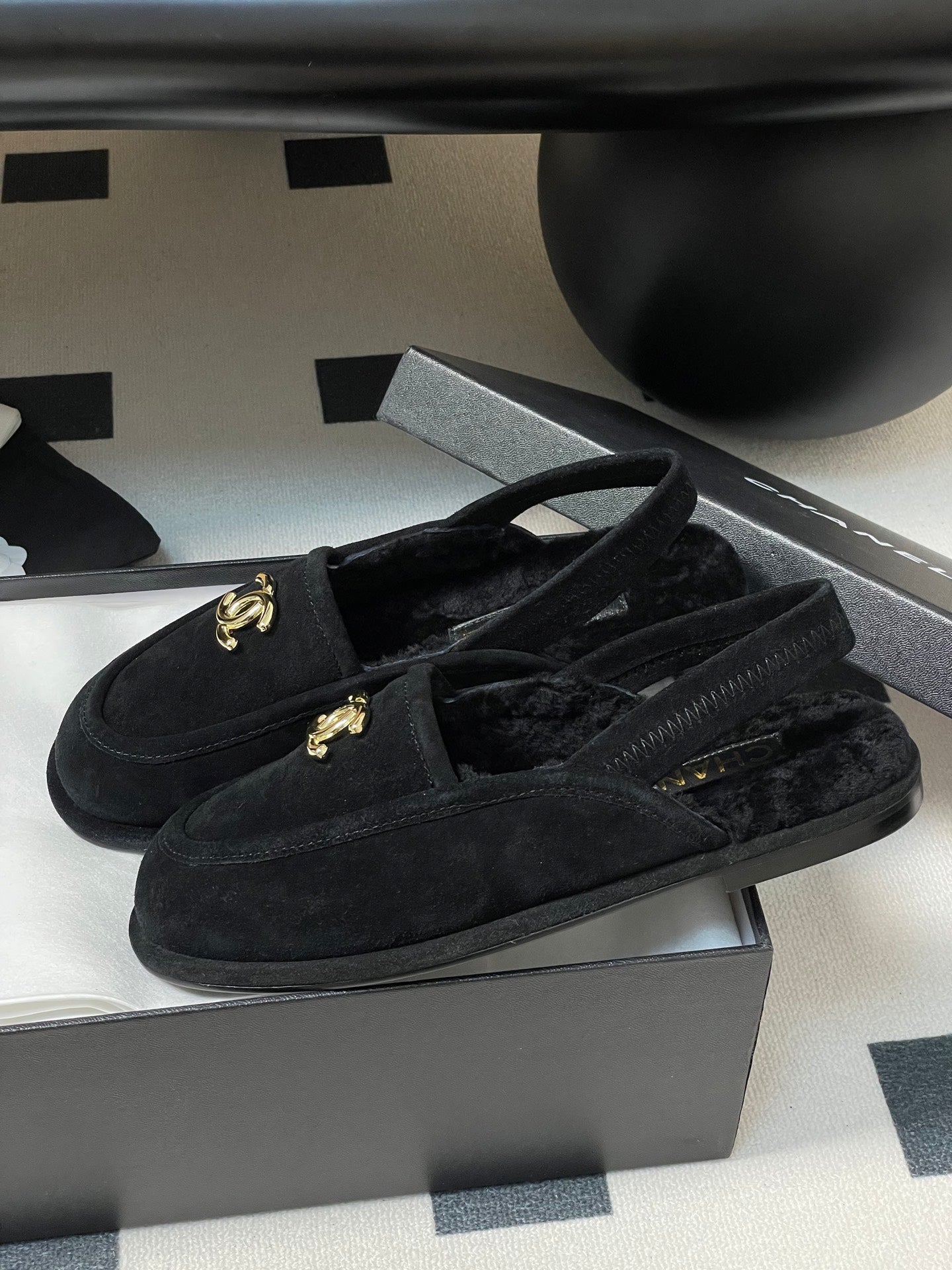CC 25A Slingback Loafer Black Sherpa Suede