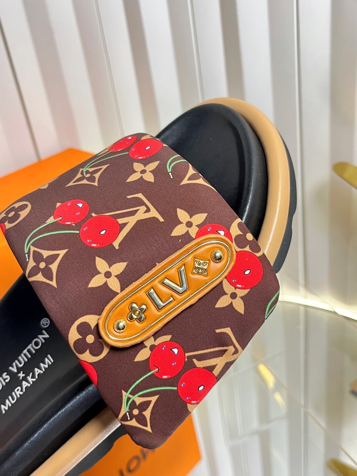 LV 26s Slippers Black Brown Red Fabric Sheepskin 616349