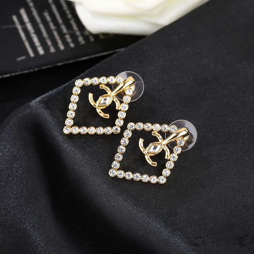 CC Mini Gorgeous Gold Diamond Earring
