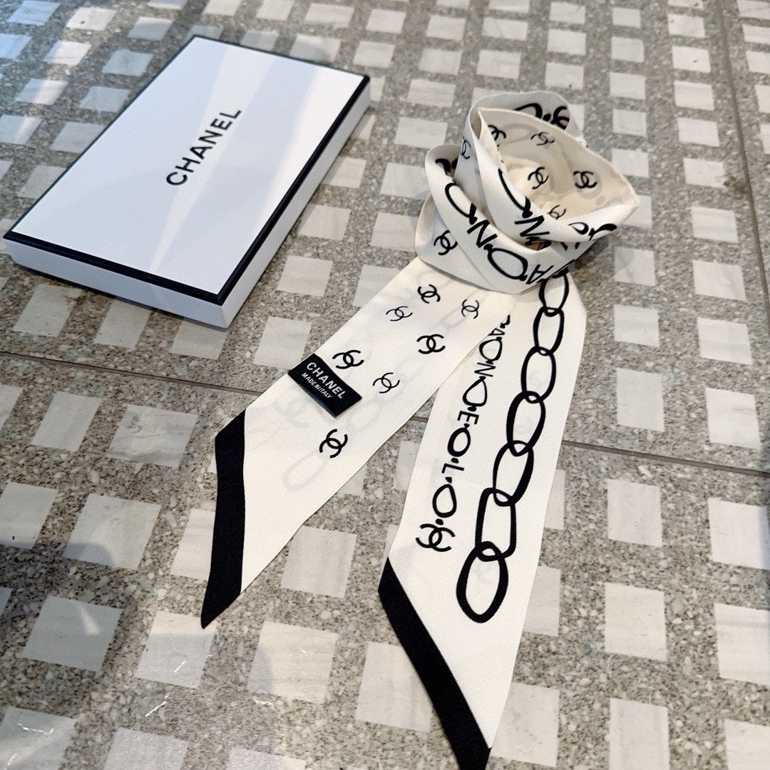 CC Slim Bandeau 120 CM In White Black Silk Twill  166317