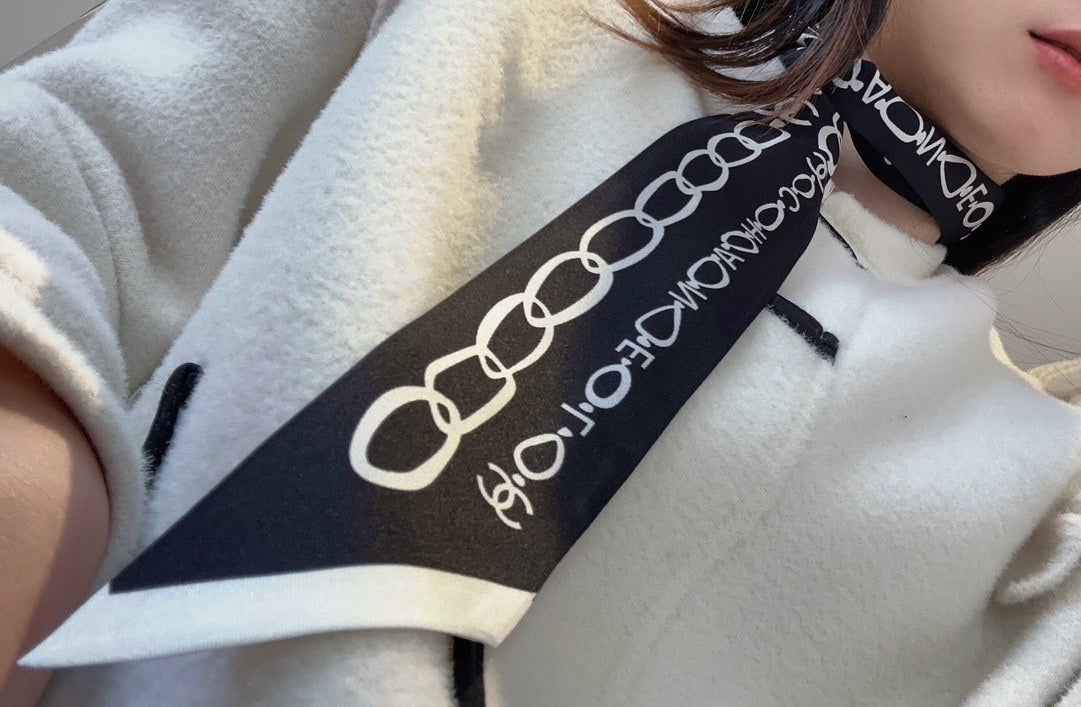 CC Slim Bandeau 120 CM In Black White Silk Twill  166318