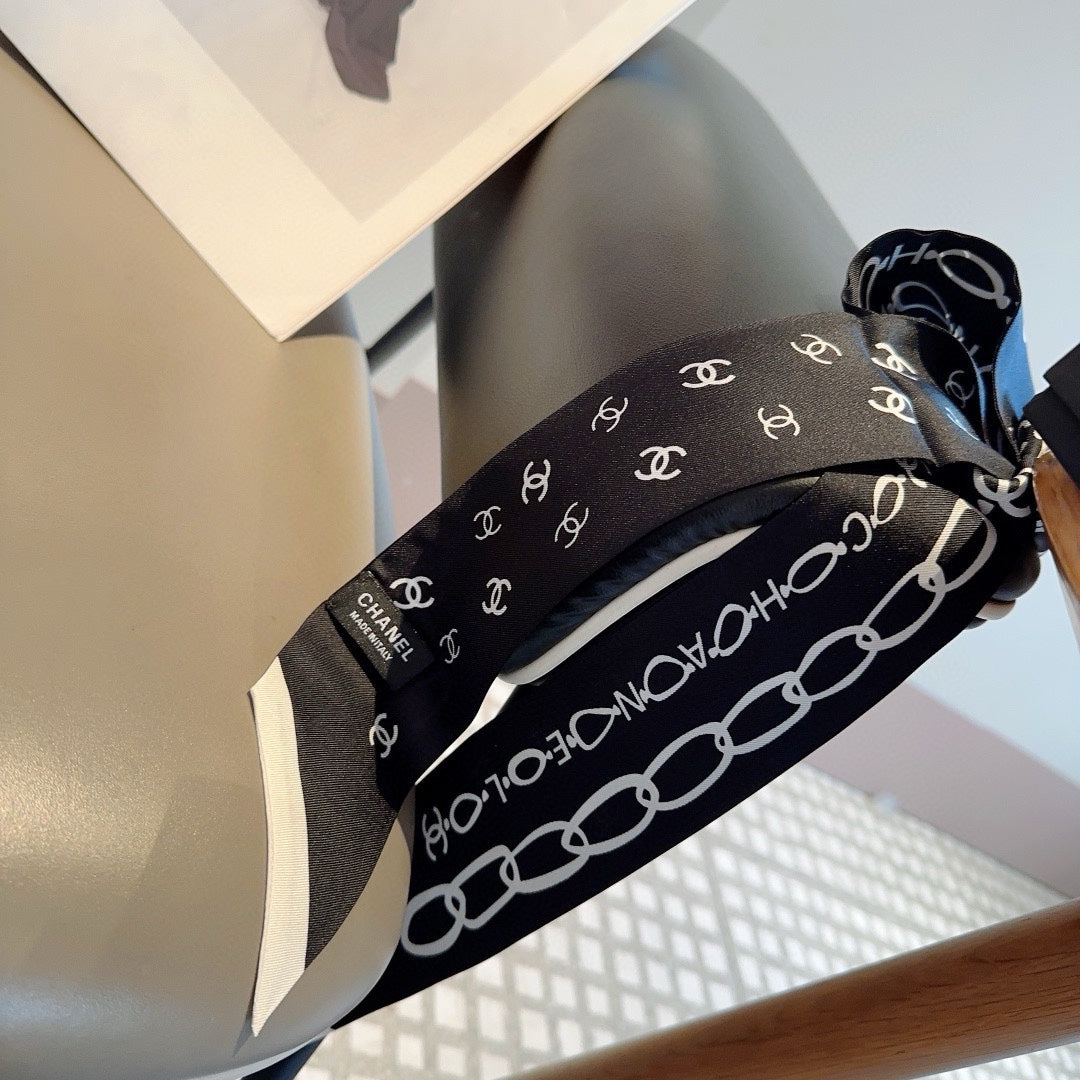 CC Slim Bandeau 120 CM In Black White Silk Twill  166318