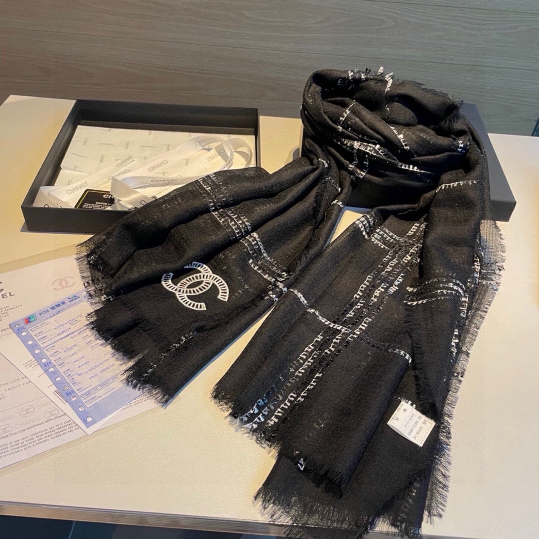 CC Scarf 200 CM In Black With White Stripes Cashmere 385514