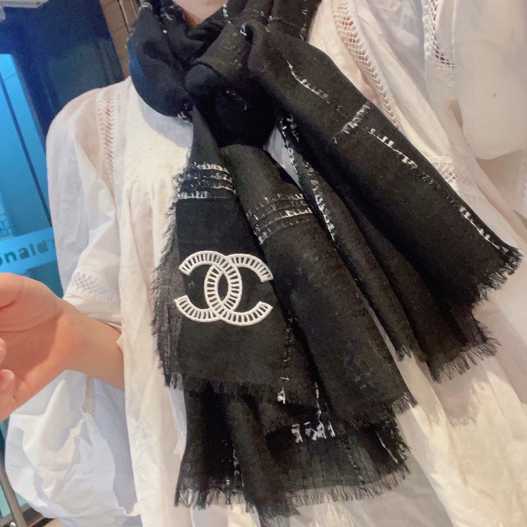 CC Scarf 200 CM In Black With White Stripes Cashmere 385514