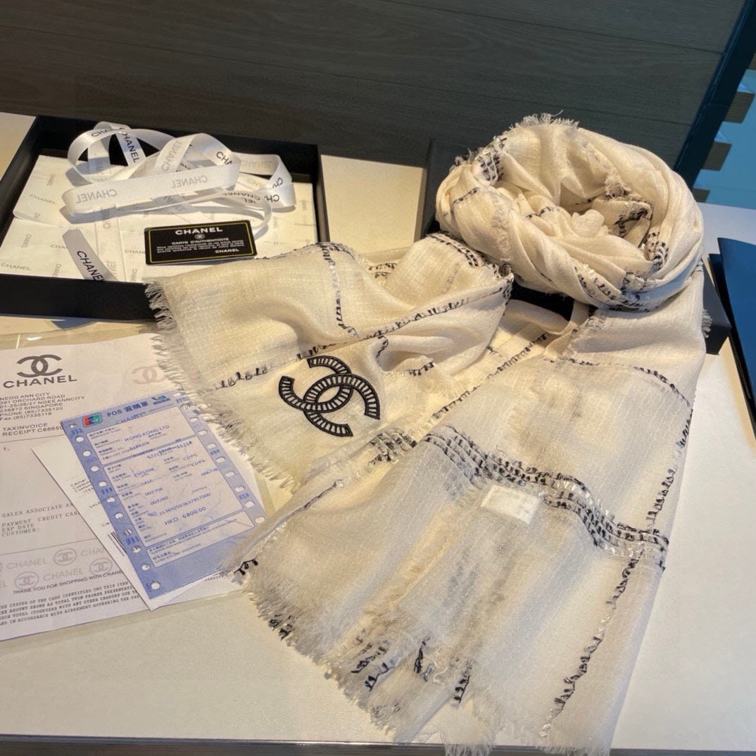 CC Scarf 200 CM In White With Black Stripes Cashmere 385515