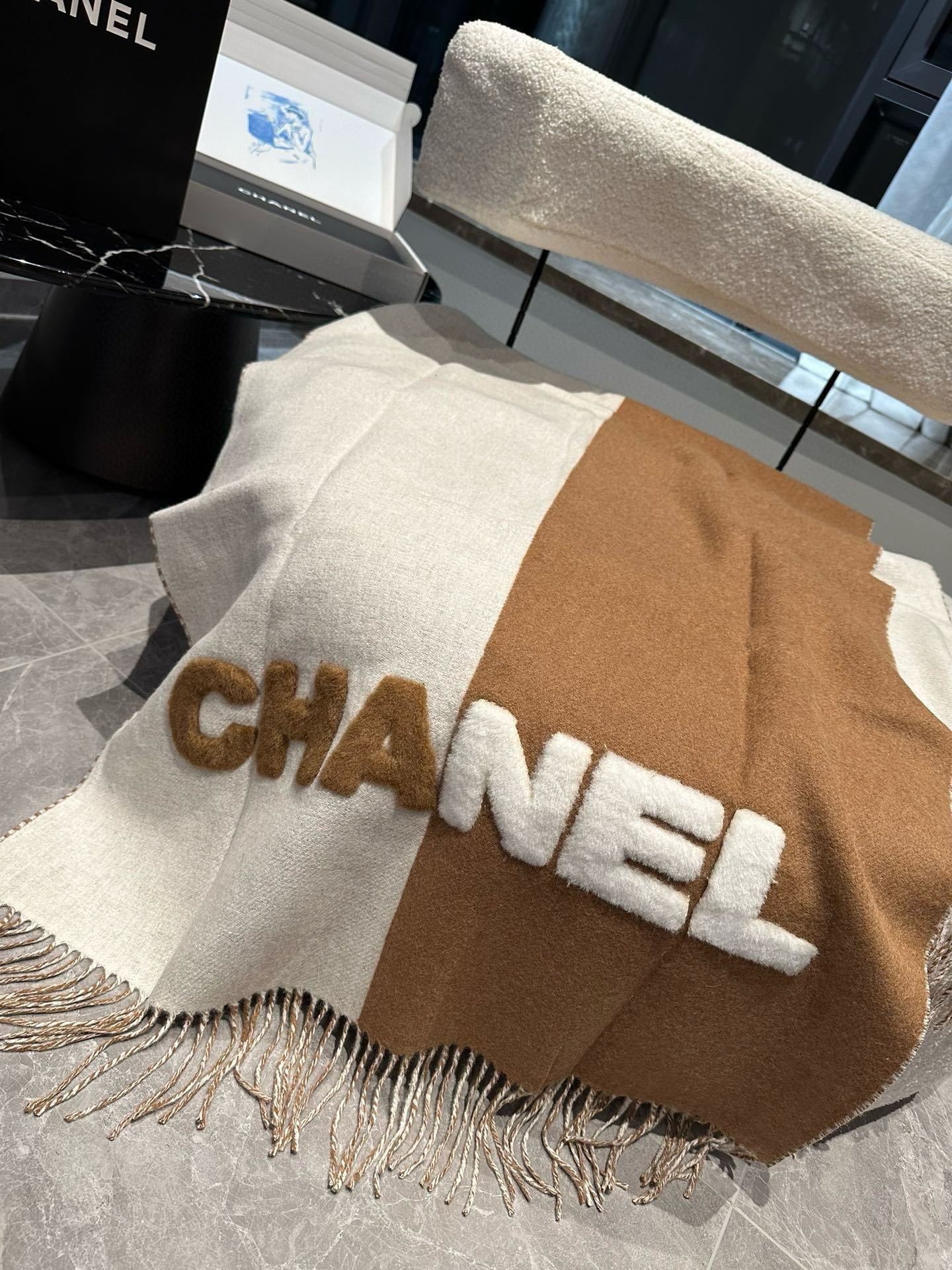 CC Scarf 200 CM In Brown Mix White Fleece Wool  405154