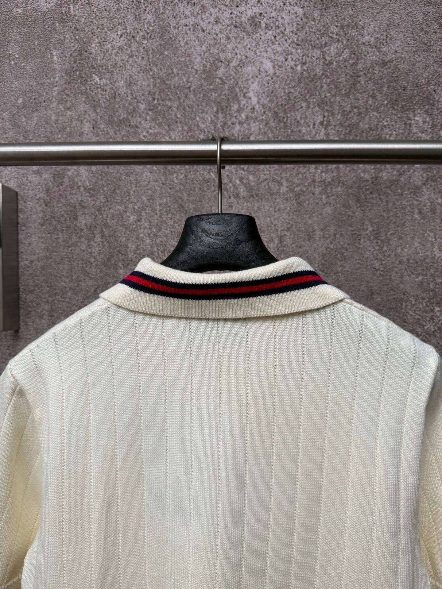 GC 2026 Men's Short-Sleeve Sweater Ivory Knitted Wool 643487