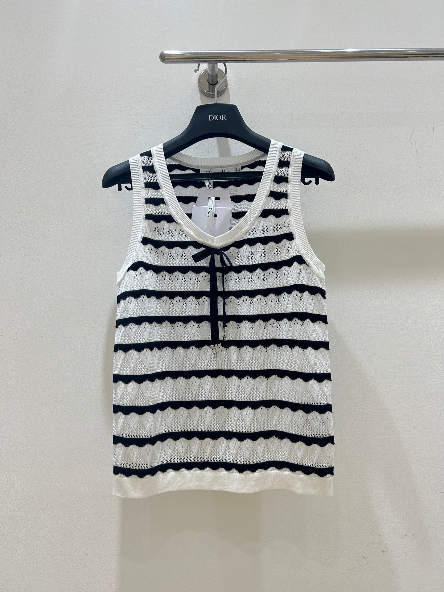 Dior 2026 Knit Vest Black And White Bow Detail Tencel 479351