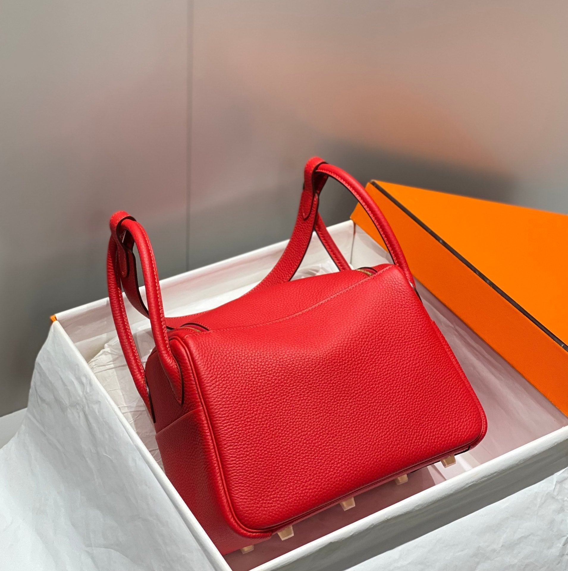 HM LINDY 26 BAG RED TAURILLON CLEMENCE LEATHER