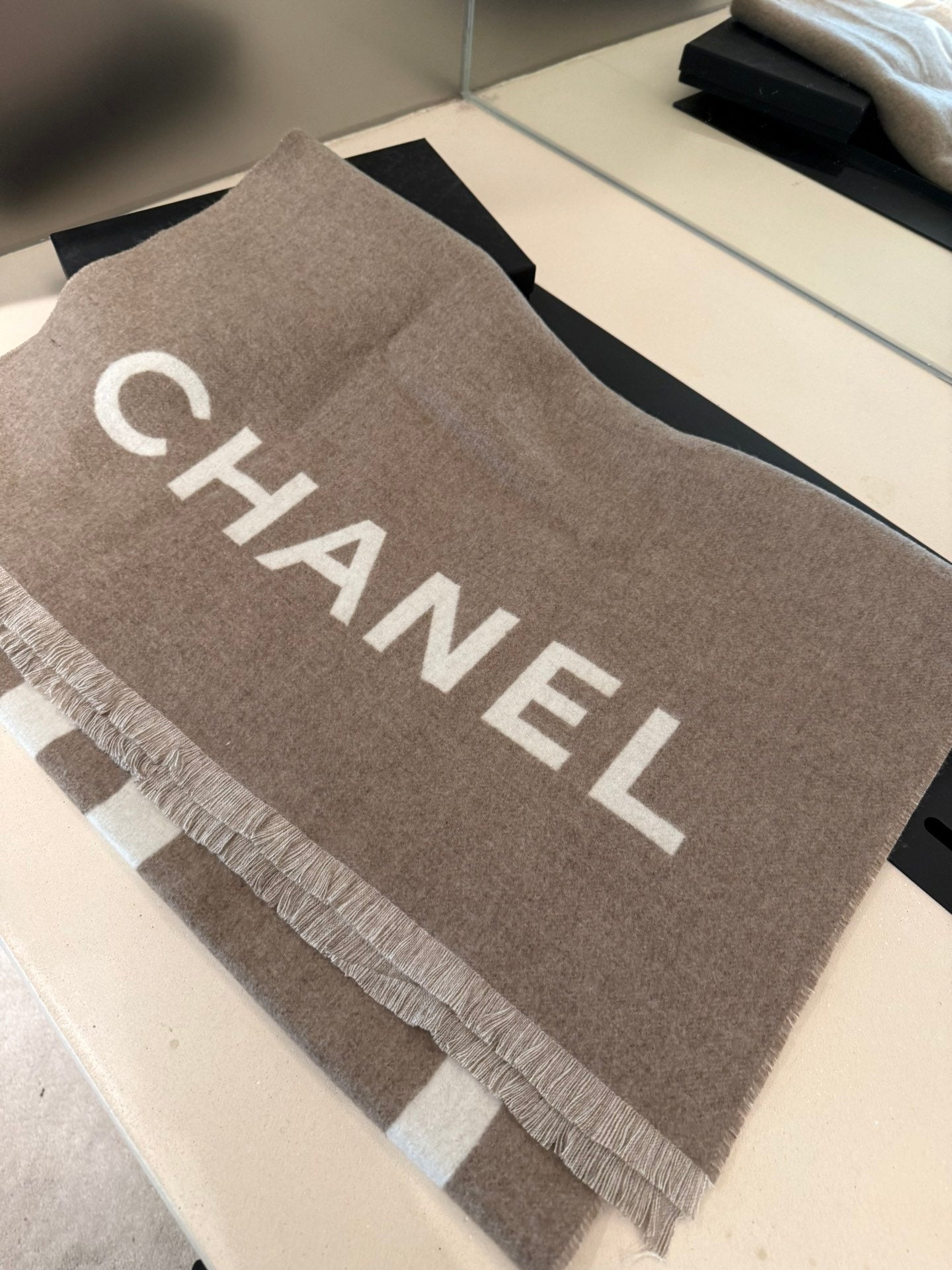 CC Scarf 200 CM In Brown Mix White Cashmere 401298