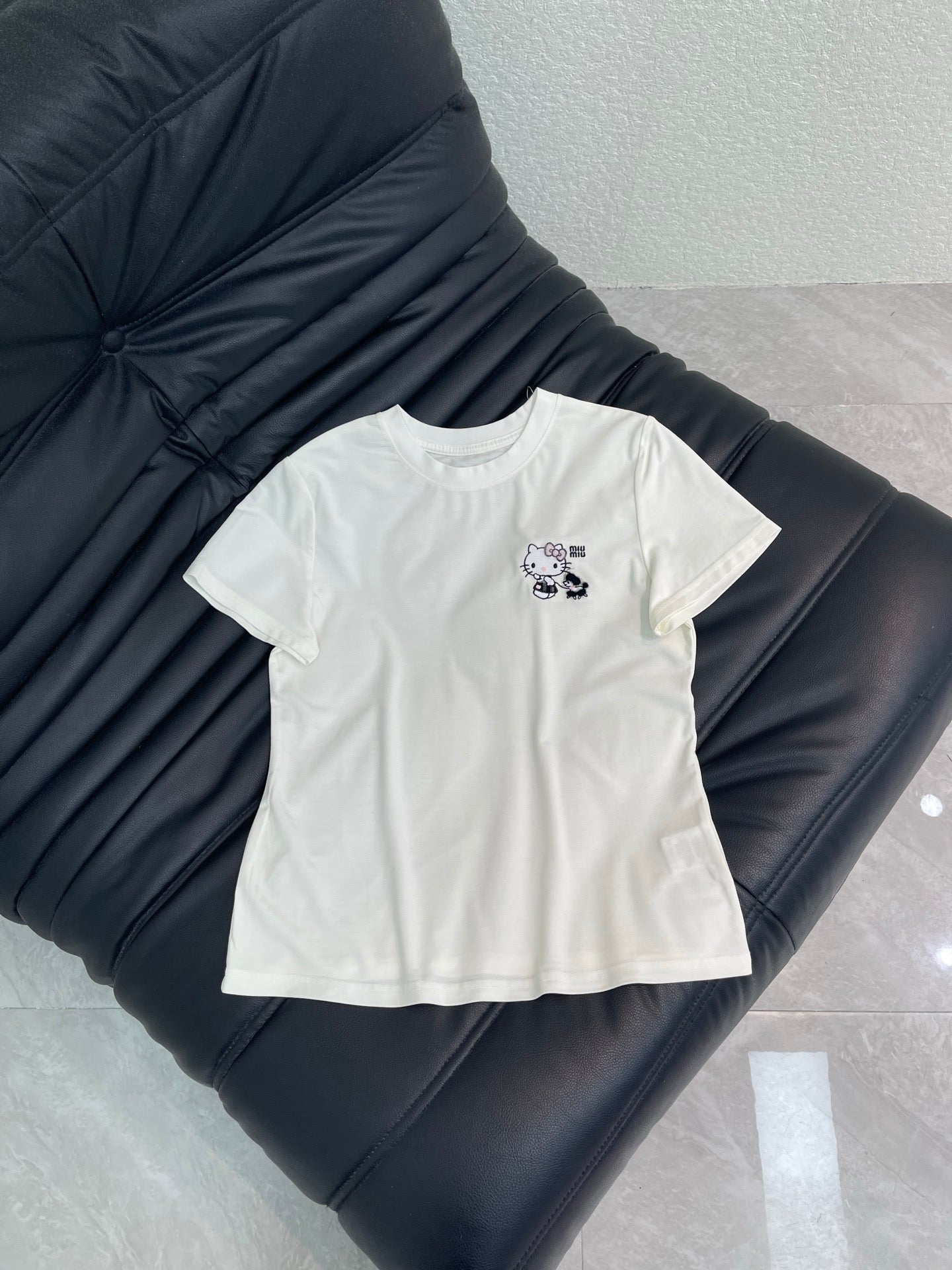 Miumiu 2026 Hello Kitty Embroidered Short-sleeved T-shirt Cotton 346491