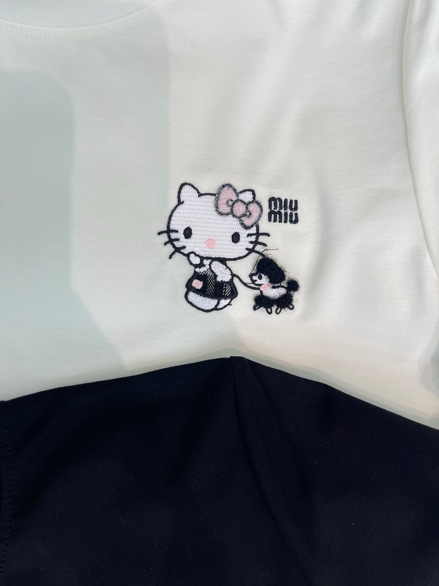 Miumiu 2026 Hello Kitty Embroidered Short-sleeved T-shirt Cotton 346491
