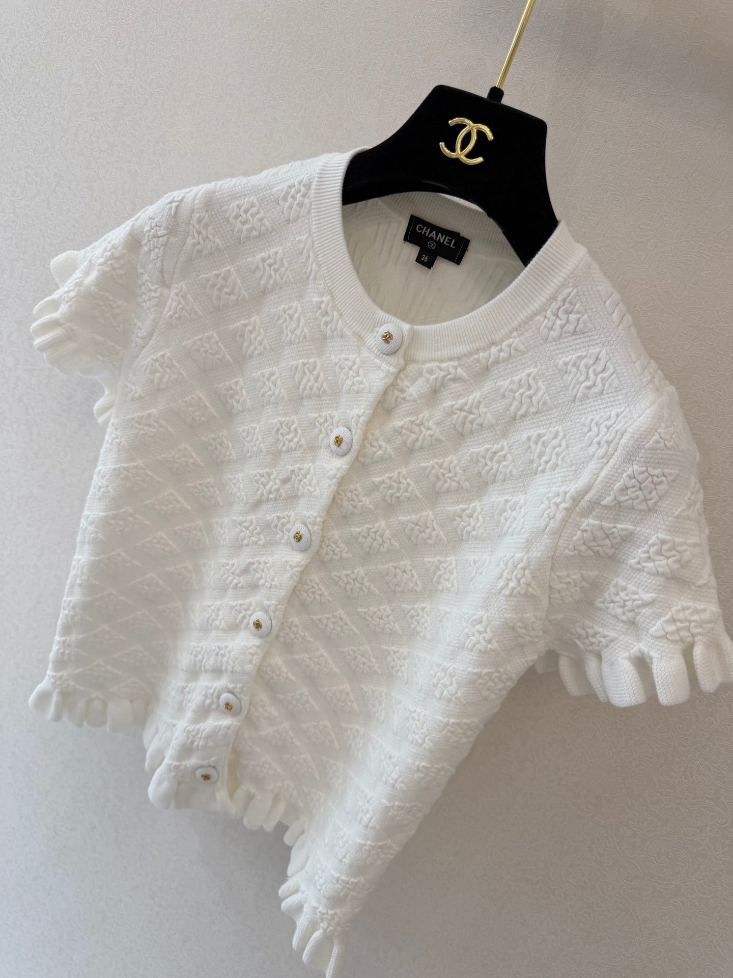 Chanel 2026 Crew Neck Short-sleeved Cardigan White Cotton 394834