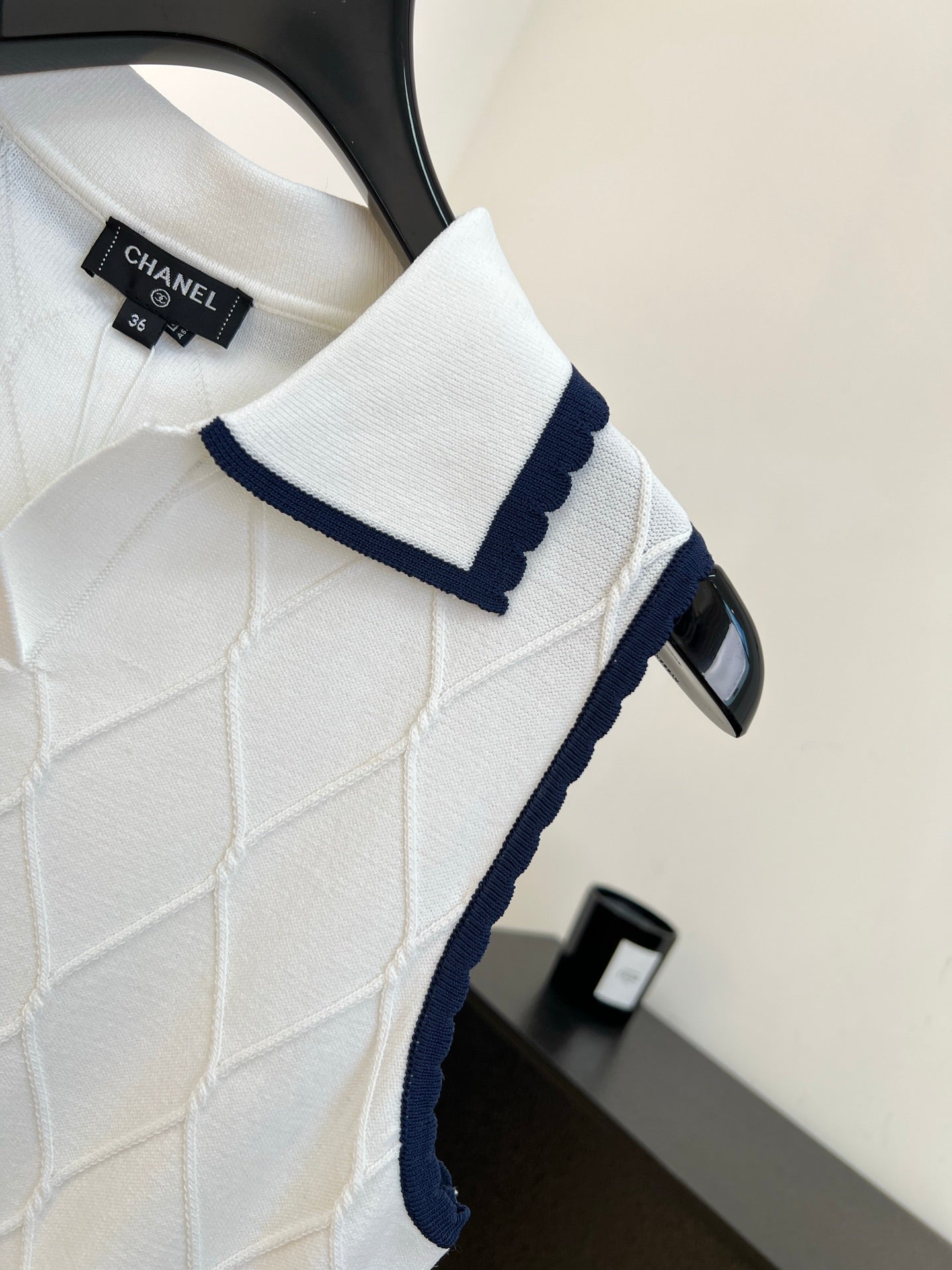 Chanel 2026 Knit Vest White Wool 637500
