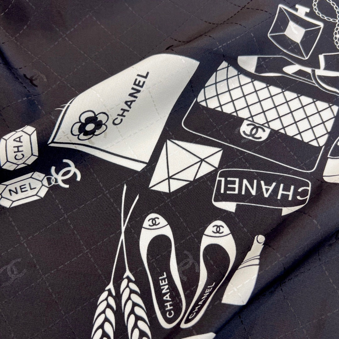 CC Square Scarf 90 CM In Black Mix White Silk 288715