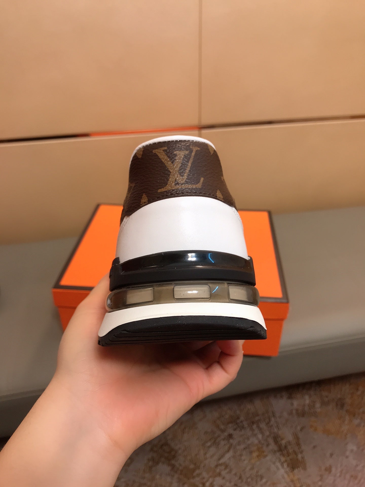 LV SNEAKERS IN GREY MIX BROWN CALFSKIN AND BRANDED PRINTED FABRIC