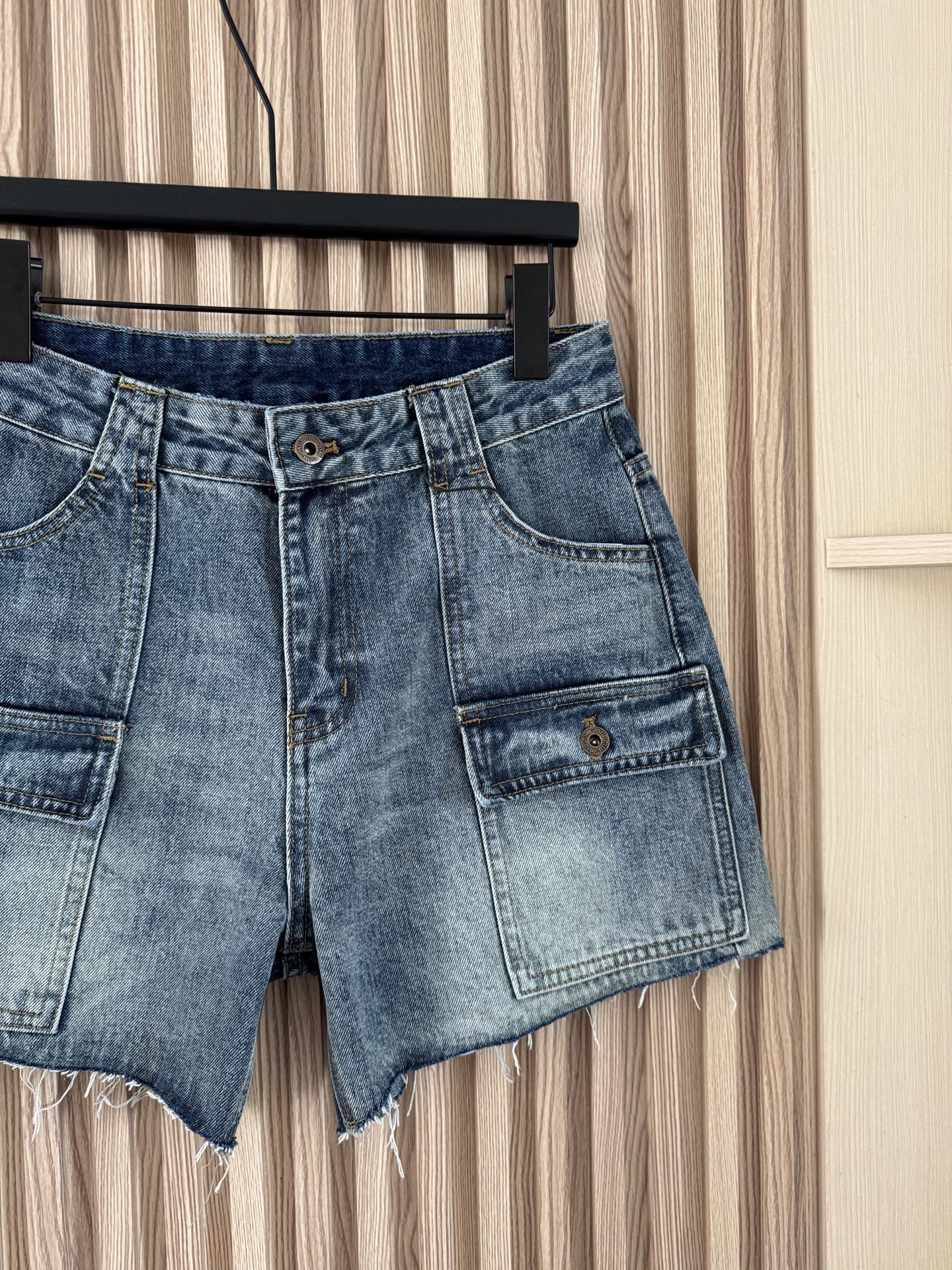 Miumiu 2026 Retro Cargo Denim Shorts Blue Cotton 443831