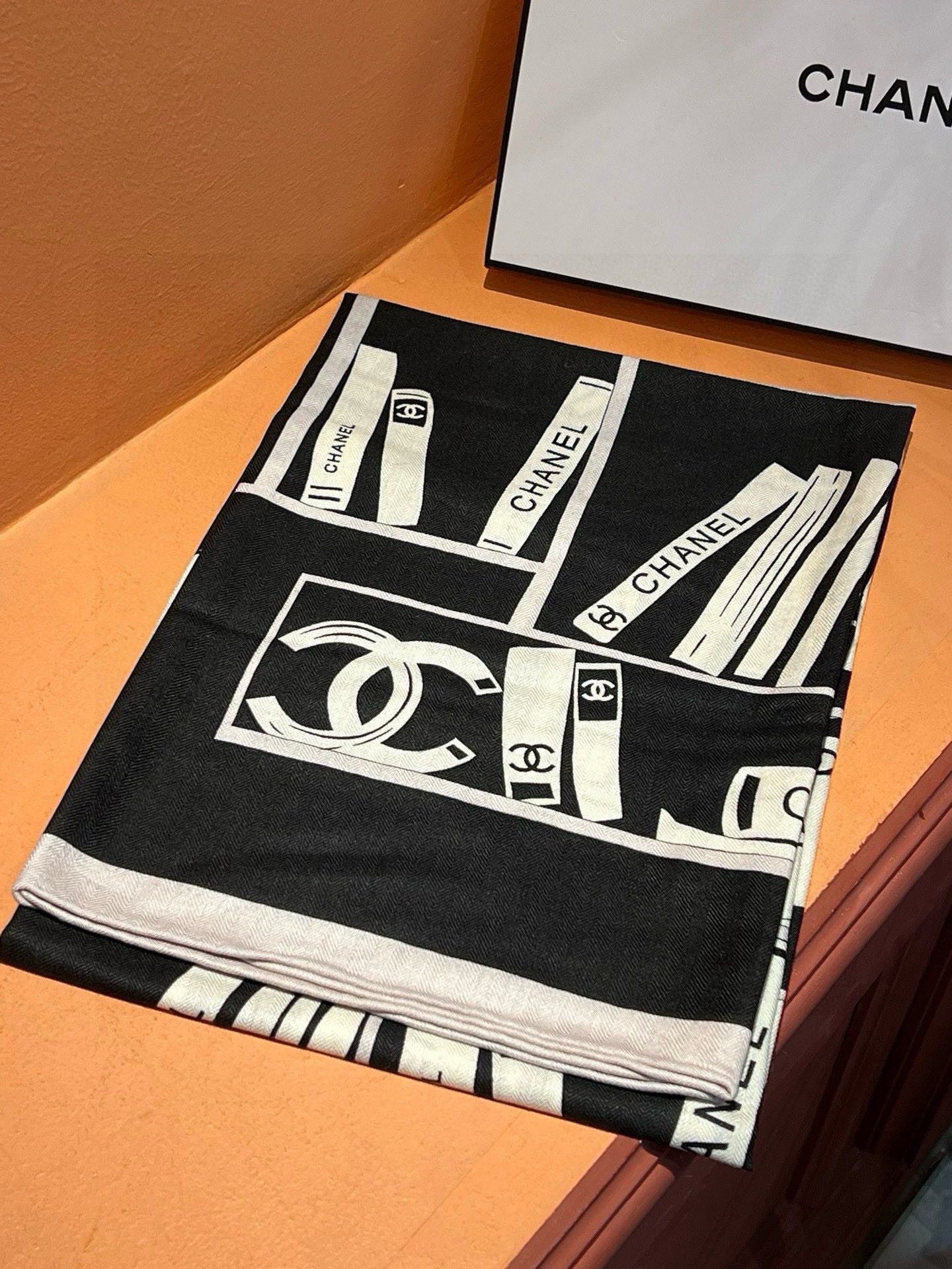 CC Square Scarf 110 CM In Black Mix White Cashmere Silk 221427