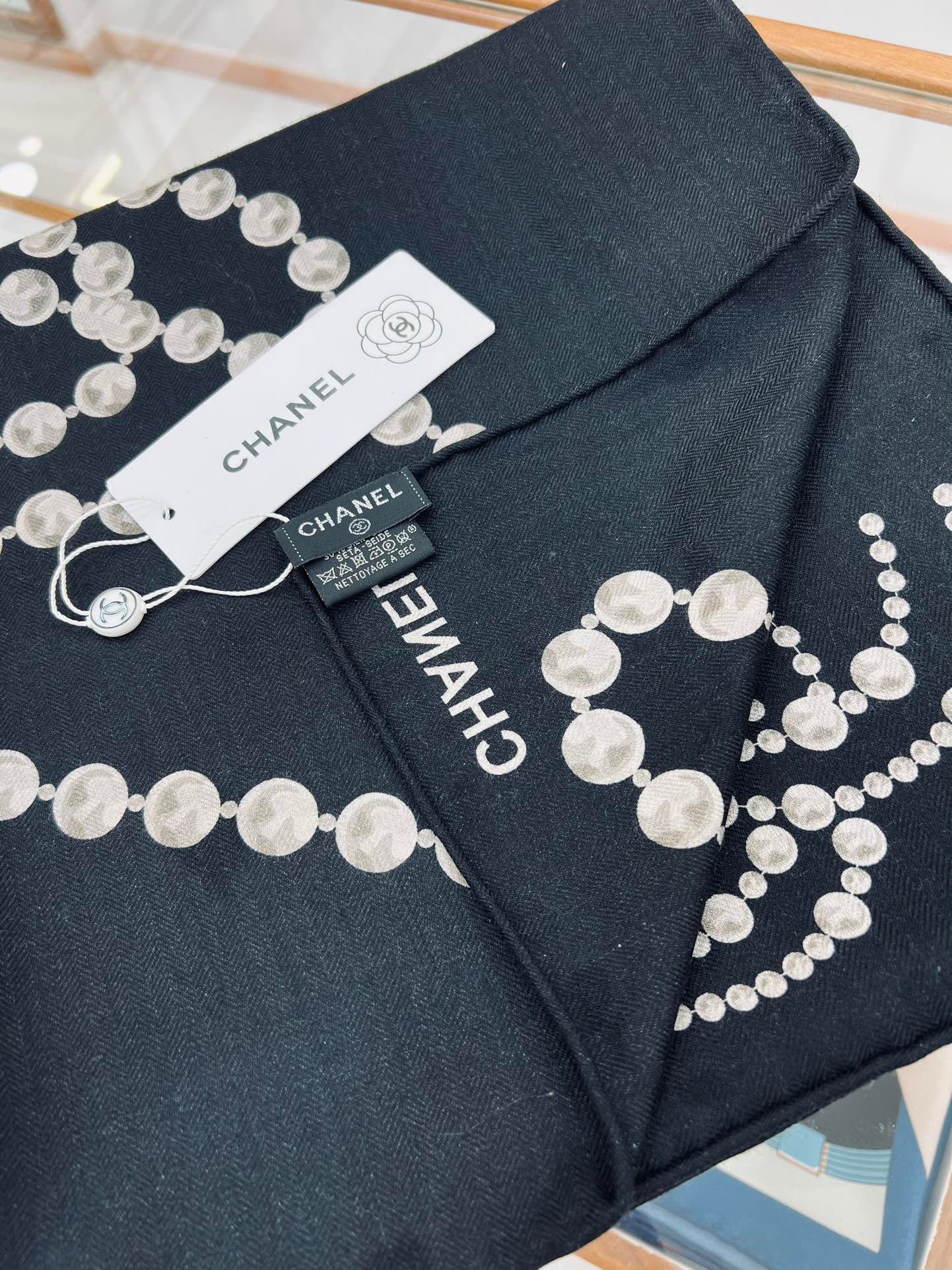 CC Square Scarf 140 CM In Black White Cashmere And Silk 264126