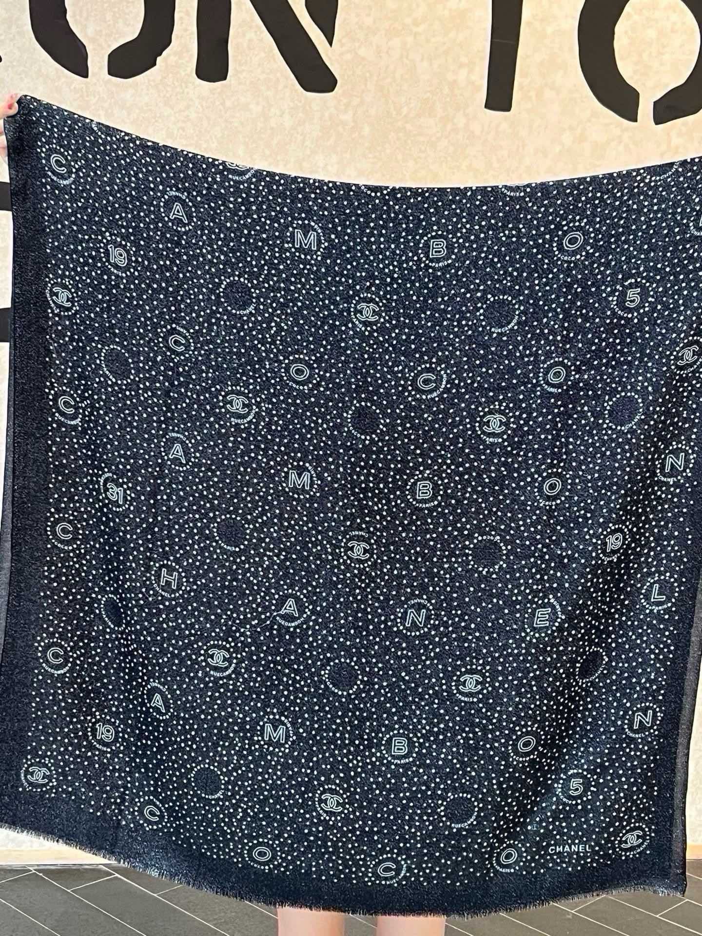 CC Scarf 200 CM In Black Polka Dot Cashmere  274118