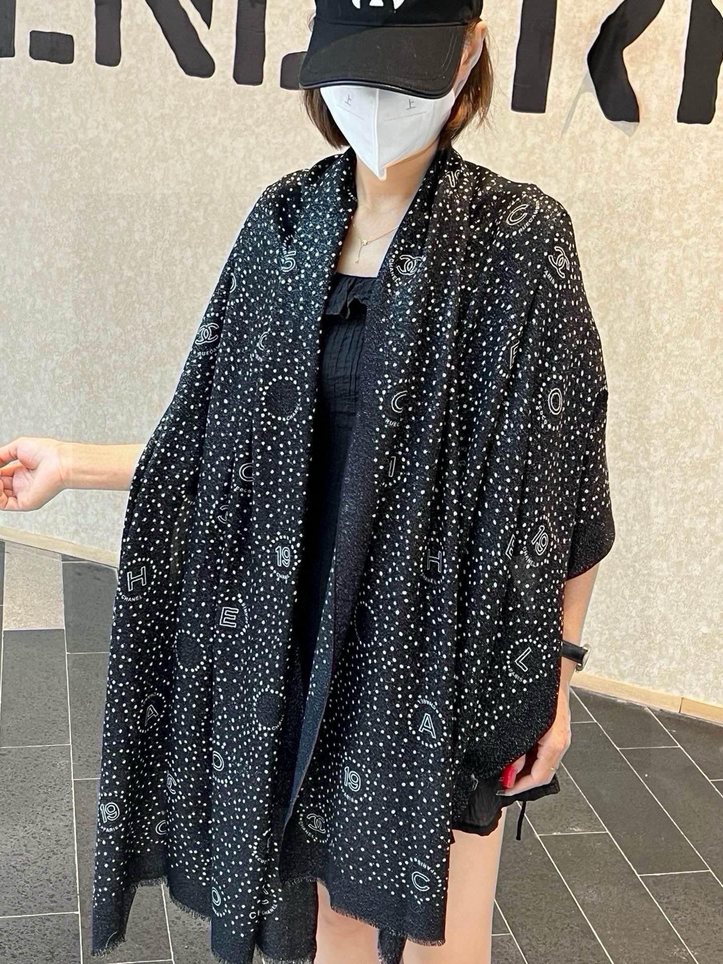 CC Scarf 200 CM In Black Polka Dot Cashmere  274118