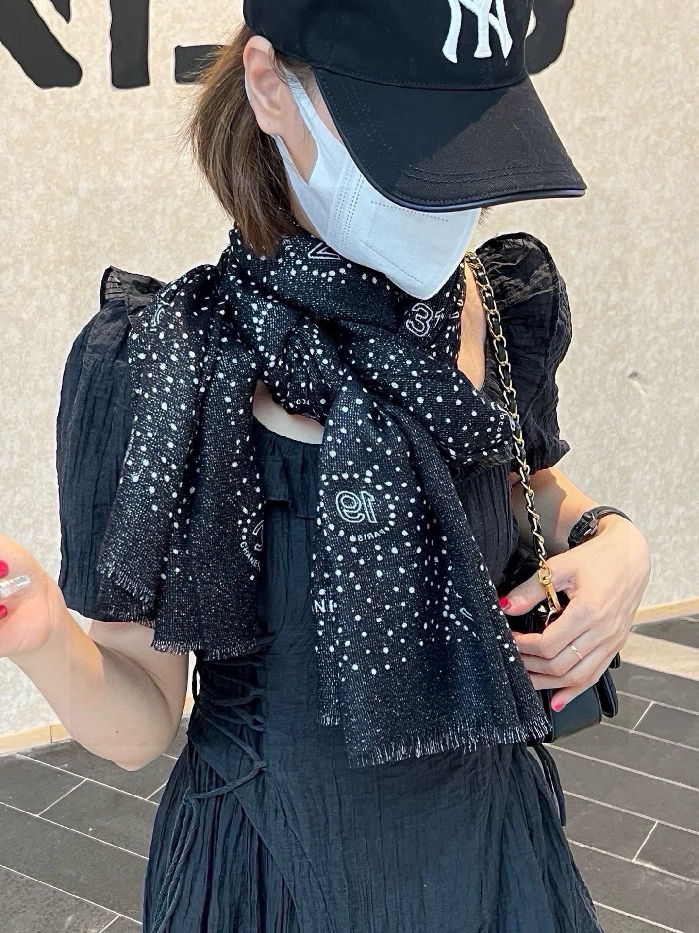 CC Scarf 200 CM In Black Polka Dot Cashmere  274118
