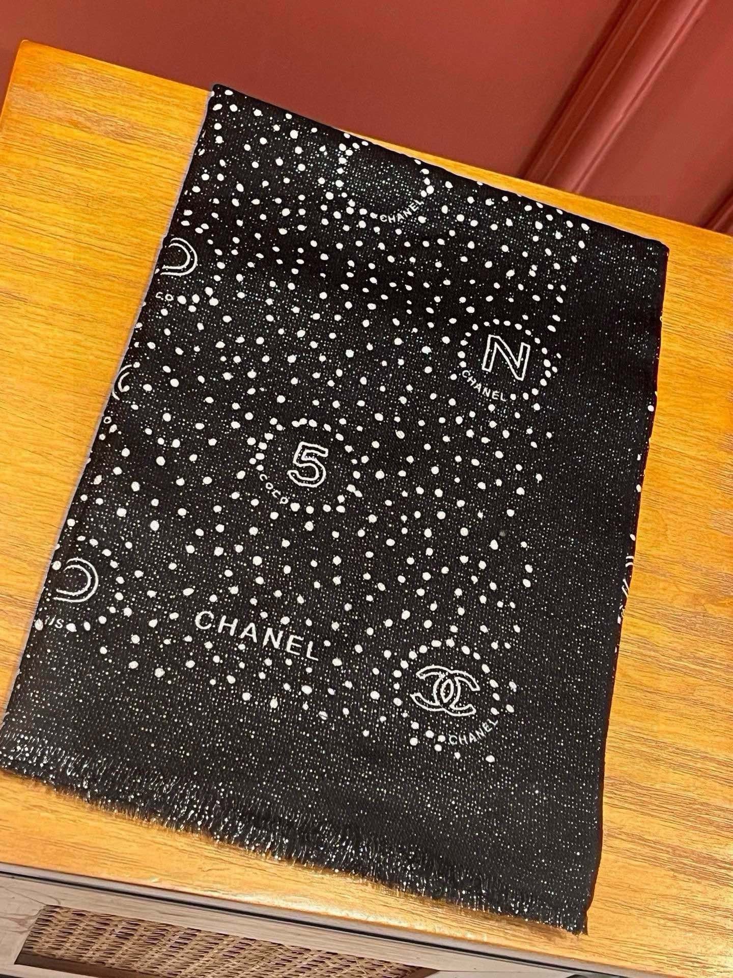 CC Scarf 200 CM In Black Polka Dot Cashmere  274118