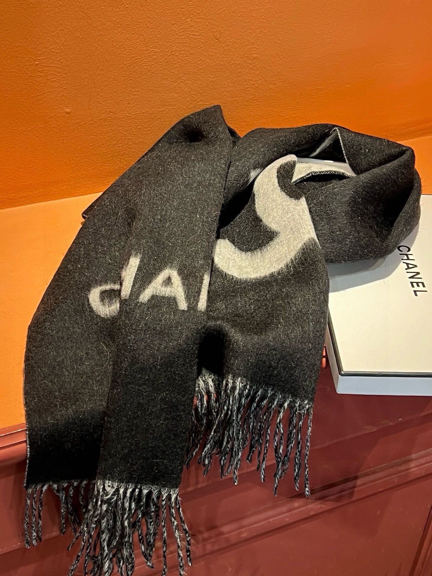 CC Scarf 200 CM In Black Mix Grey Cashmere 304302