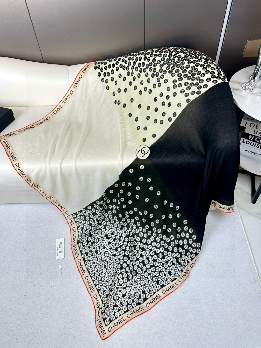 CC Square Scarf 140 CM In Black Mix White Cashmere 390937