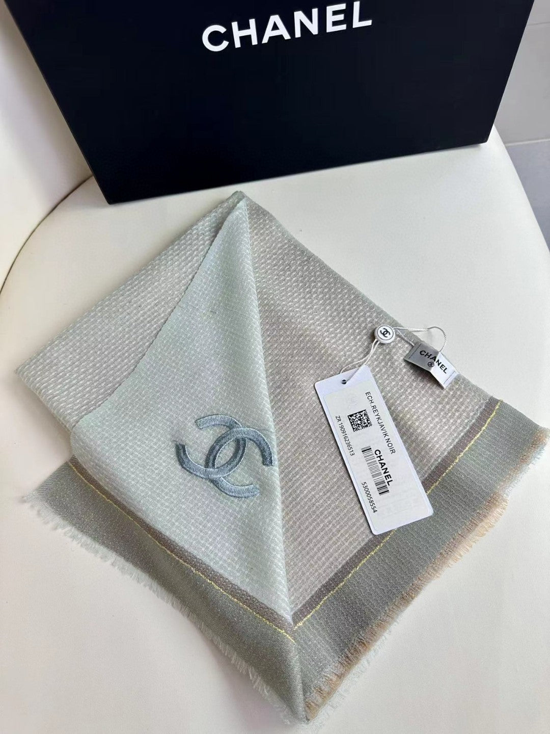 CC Scarf 200 CM In Grey Blue Mix Beige Cashmere Silk 390938