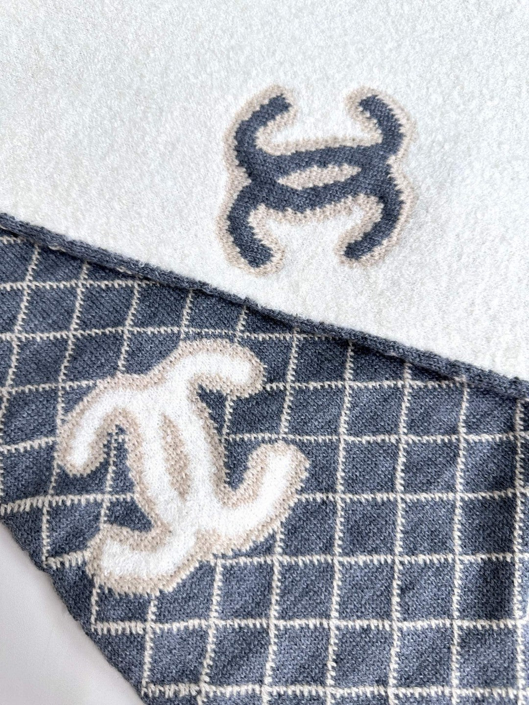 CC Scarf 185 CM In Grey Brown Mix White Cashmere Wool 410148