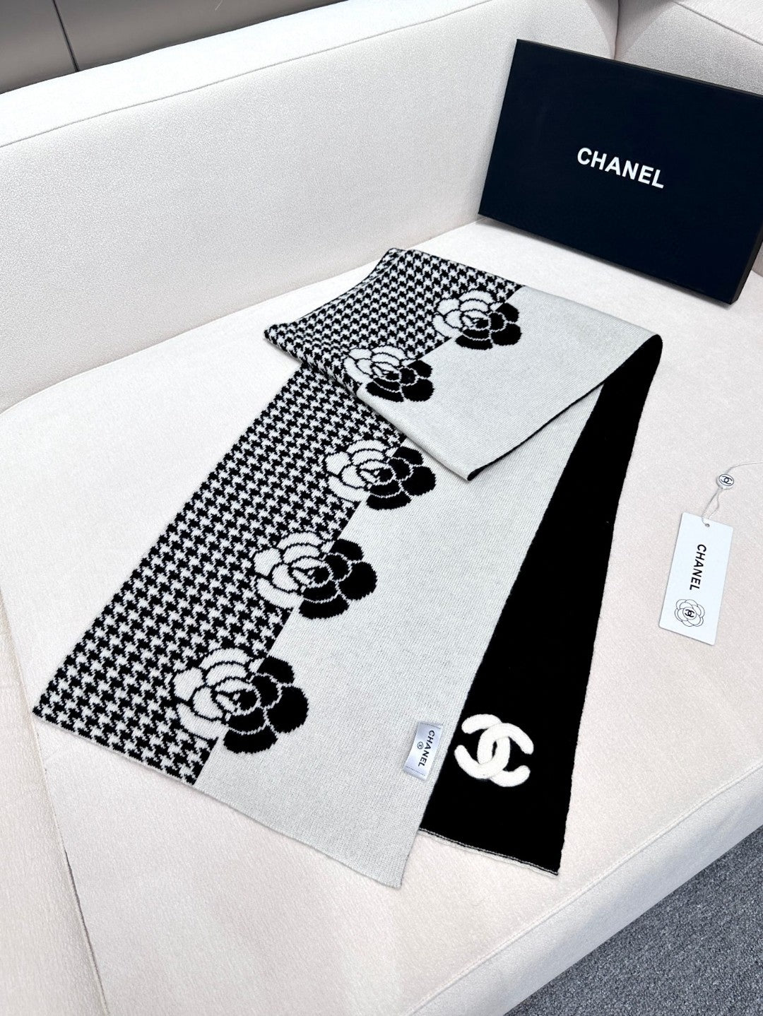 CC Scarf 180 CM In Black Mix White Cashmere Wool  411563