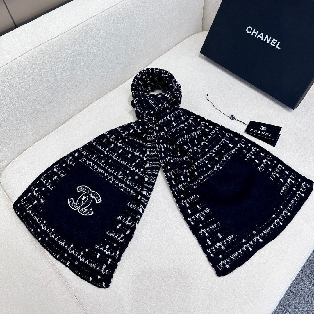 CC Scarf 180 CM In Black White Cashmere 421359
