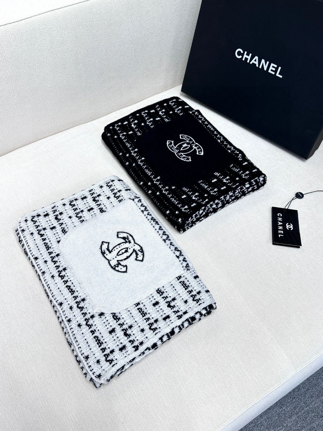 CC Scarf 180 CM In Black White Cashmere 421359