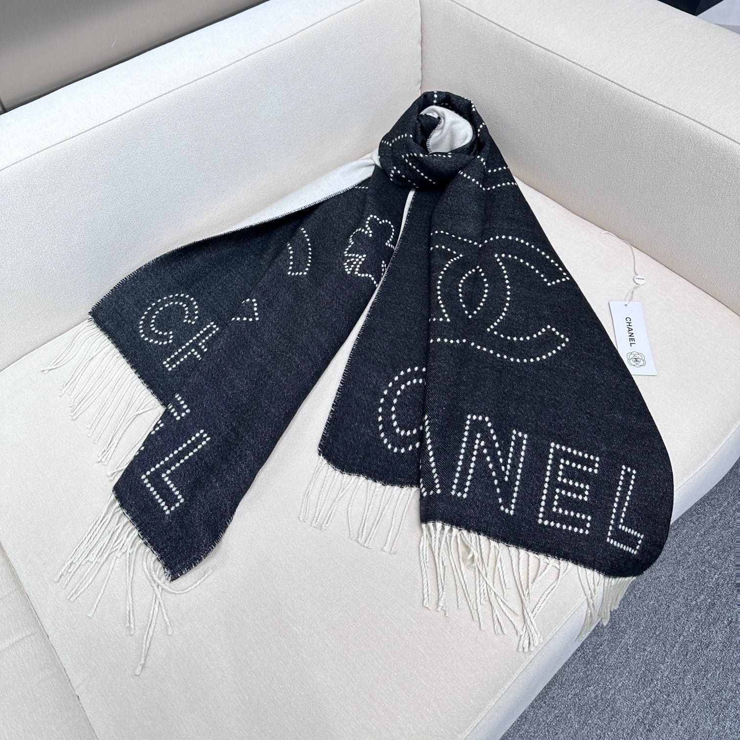 CC Scarf 200 CM In Black Mix White Cashmere  422706