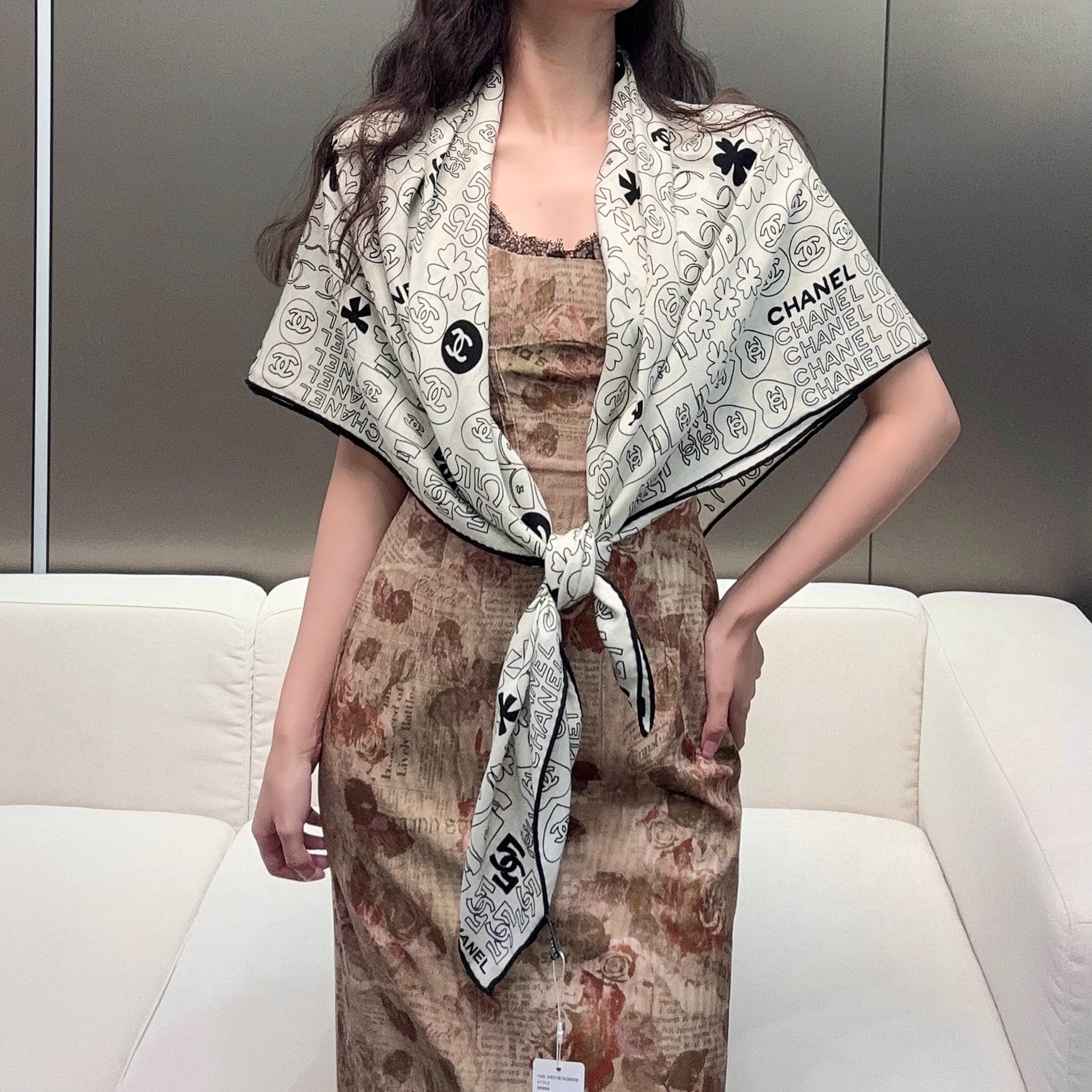 CC Square Scarf 140 CM In White Silk 424550