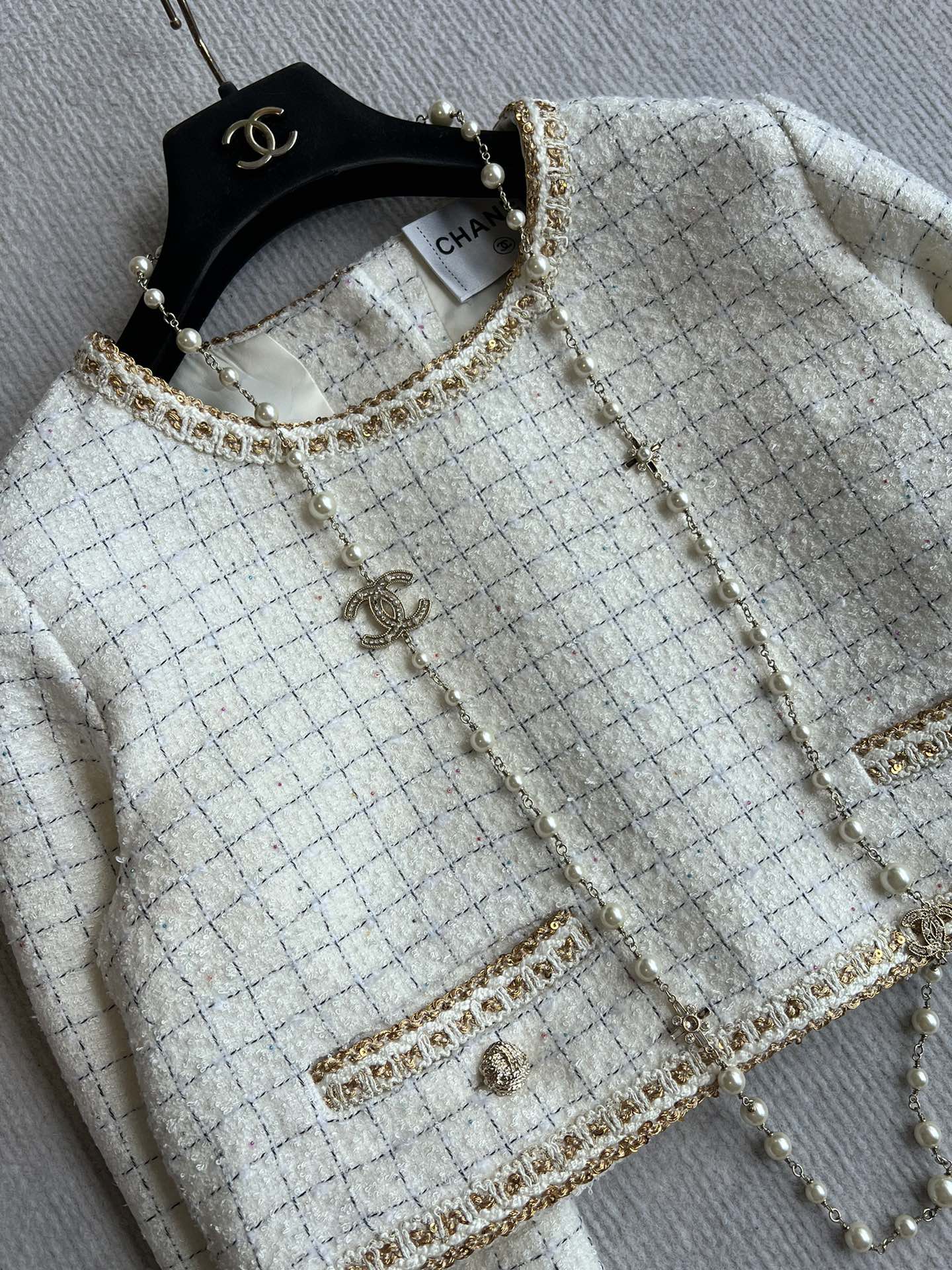 CC 25 Small Jacket White Linen 300120