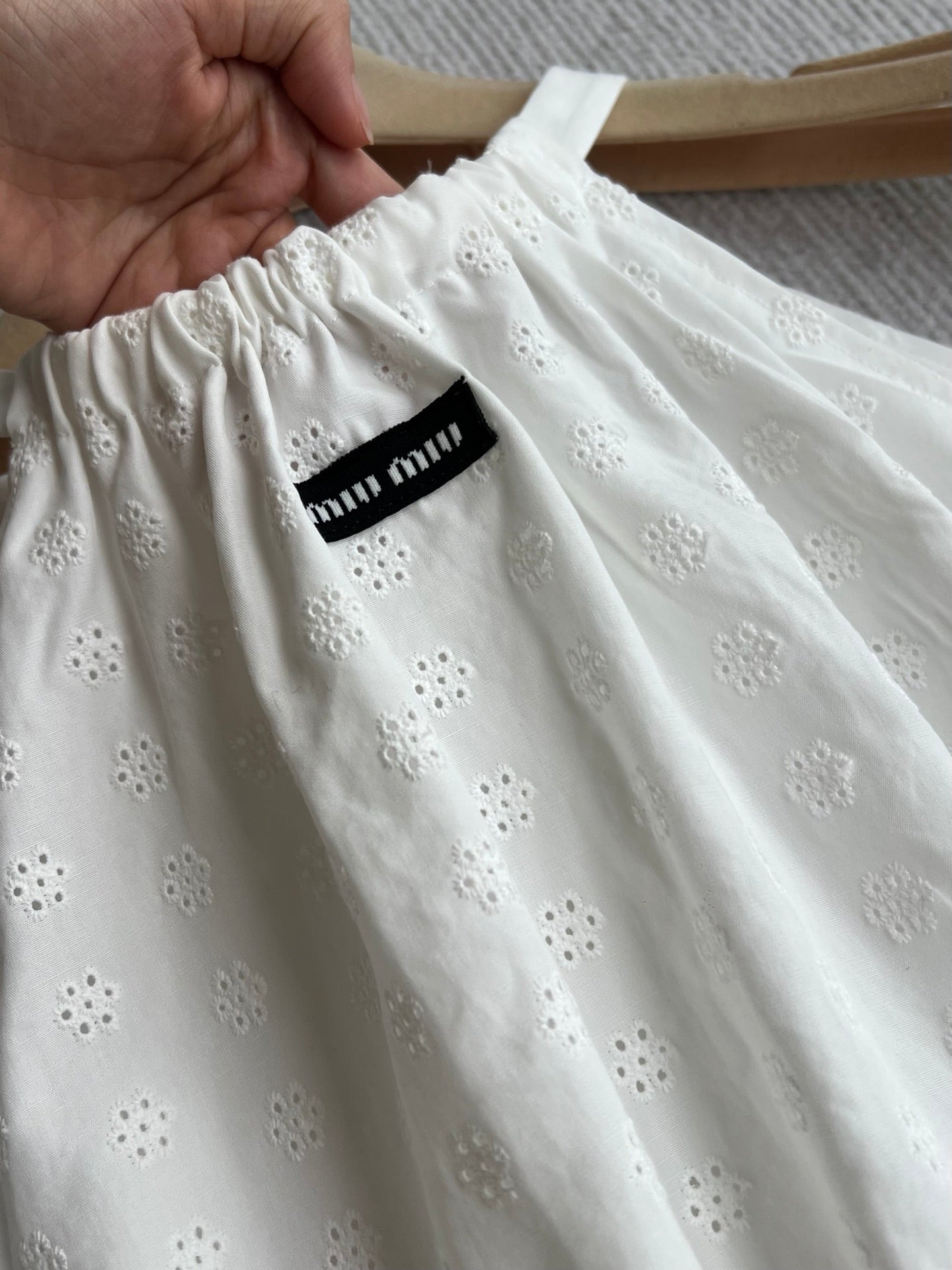MiuMiu 2026 Neck Top And Mid-Length Skirt Cotton 401251