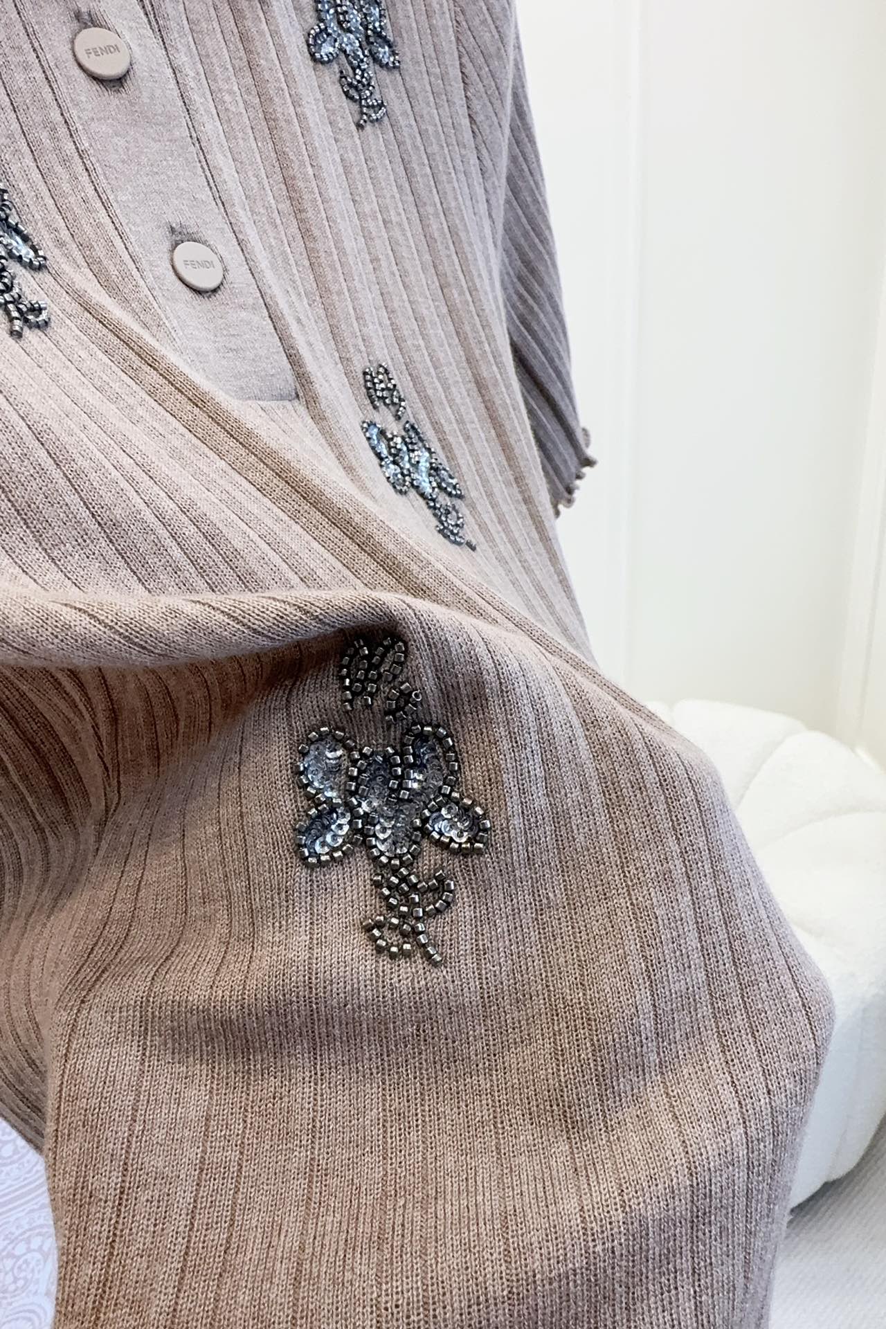 Fendi 25 Beaded Polo shirt Pure Beige Cotton