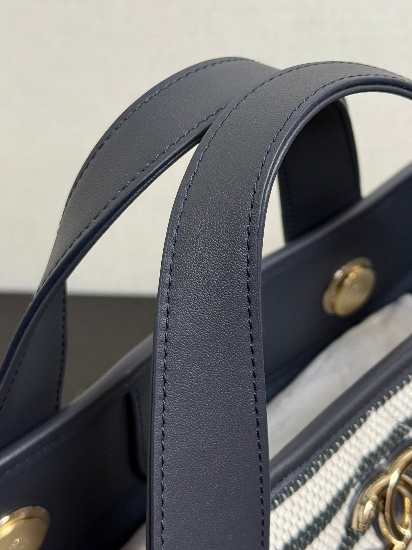 Chanel 26 Woven Beach Bag 46 White Navy Blue Canvas Leather