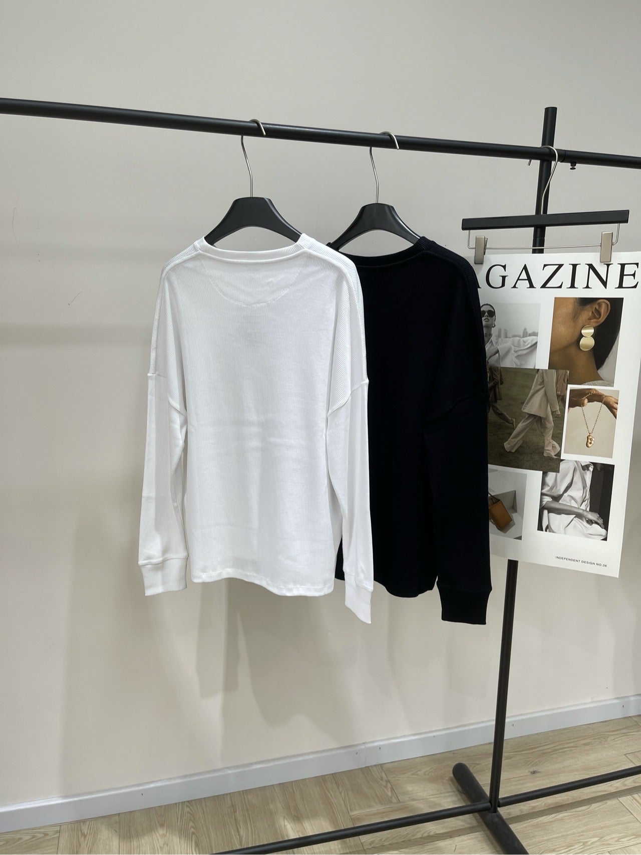 Loewe 2025 Long-Sleeve T-Shirt White and Black Cotton 296663