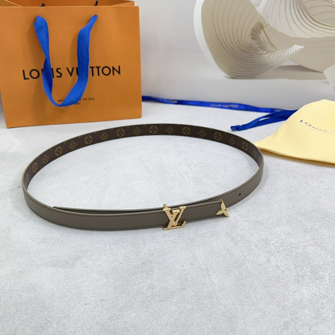 Pretty LV 20mm Reversible Belt Grey Calfskin