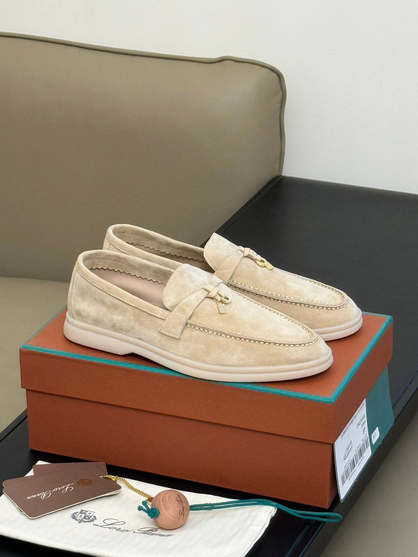 summer charm walk loafer suede