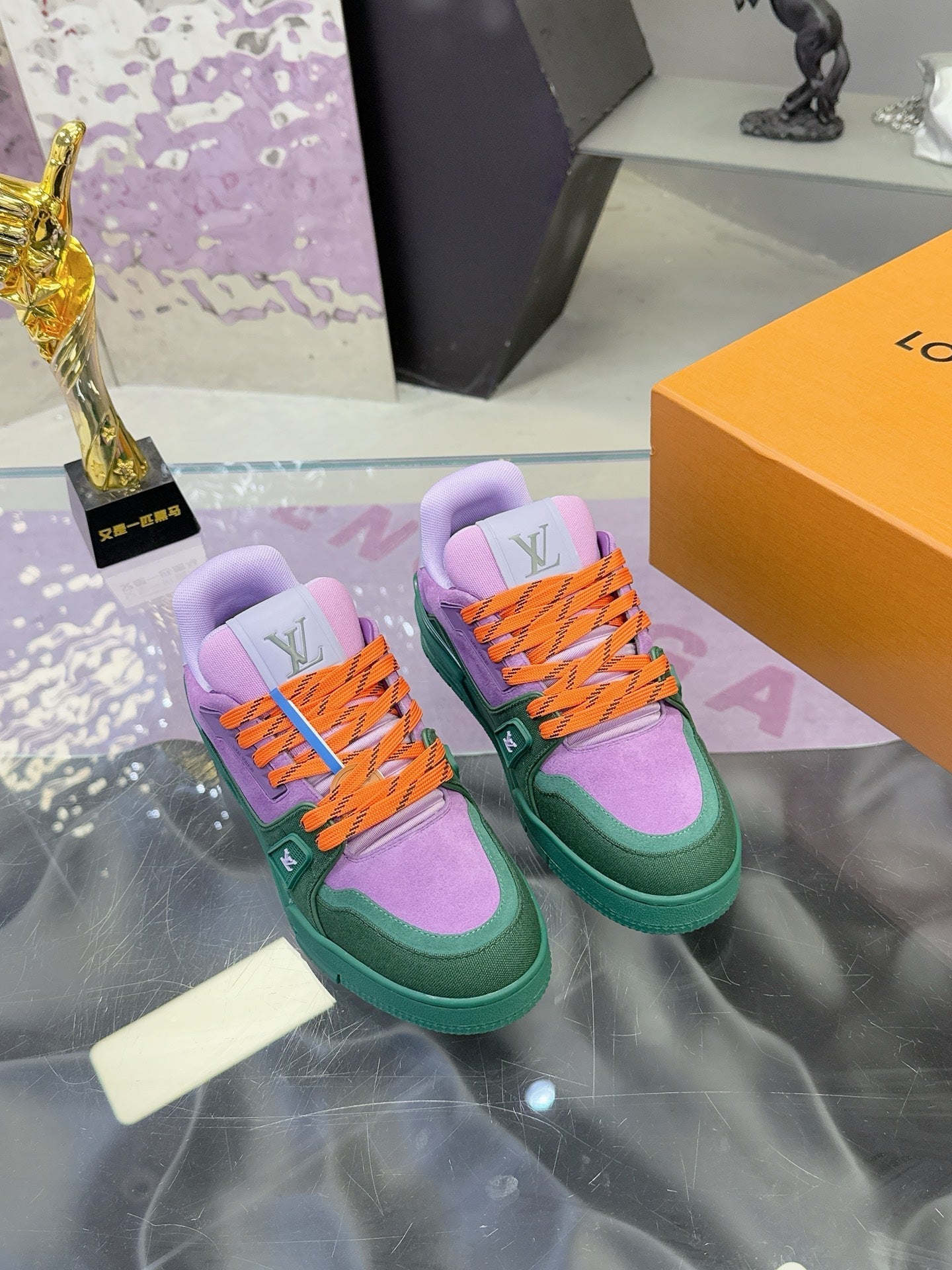 LV x Tyler 26ss Sneaker Green Purple Suede 672141