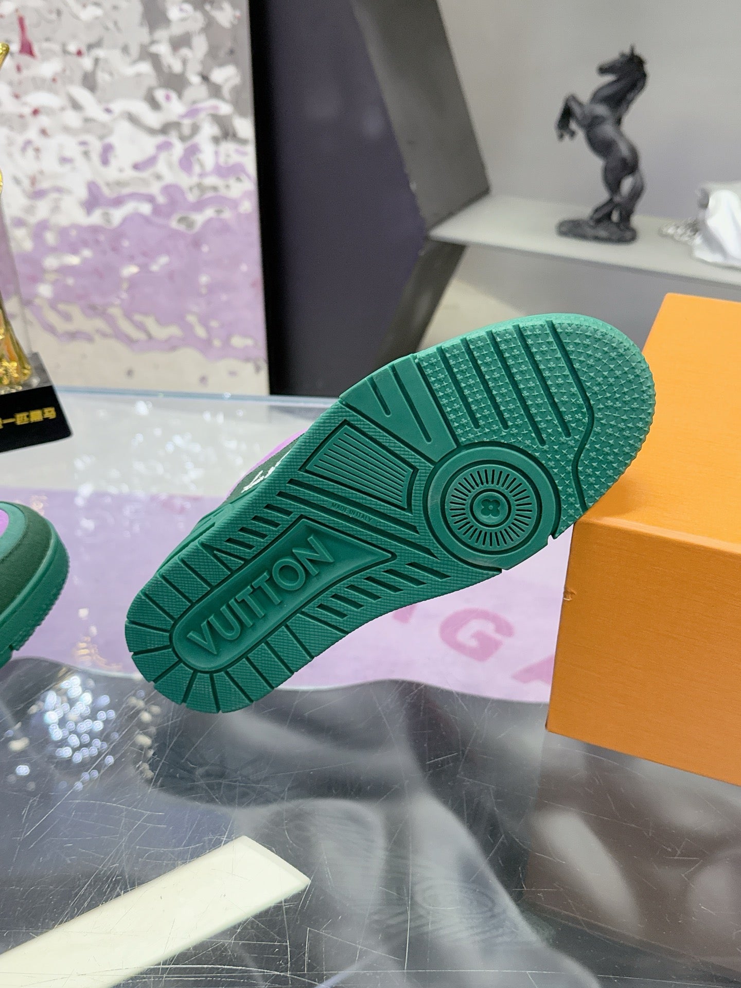 LV x Tyler 26ss Sneaker Green Purple Suede 672141